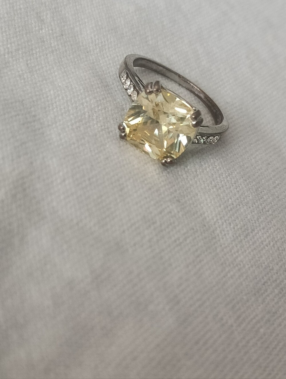 Yellow Cushion-Cut Gemstone Ring in Silver Tone - Picture 7 of 7